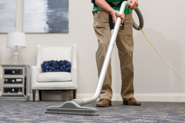 professional cleaning of office carpet